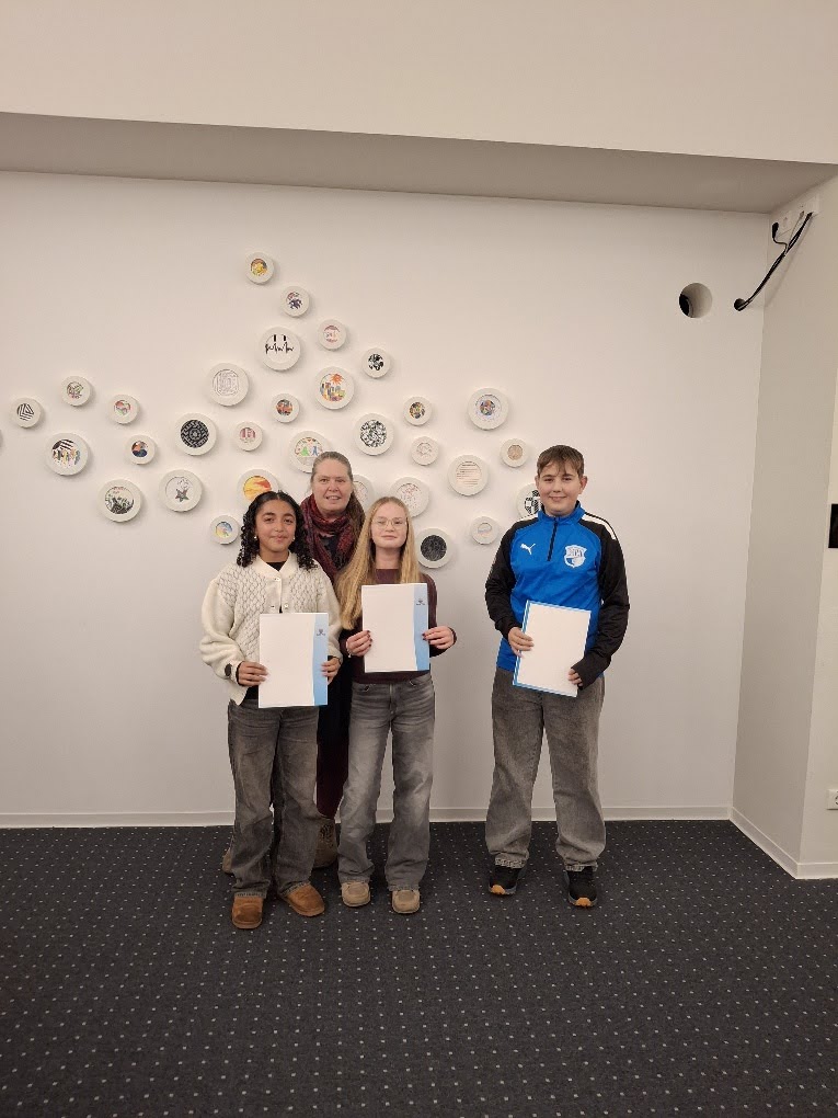 20251204 170927 resized